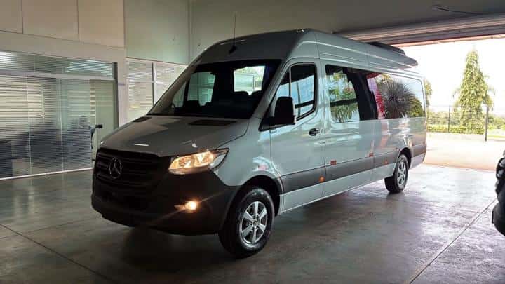 Van Mercedes-Benz Sprinter branca